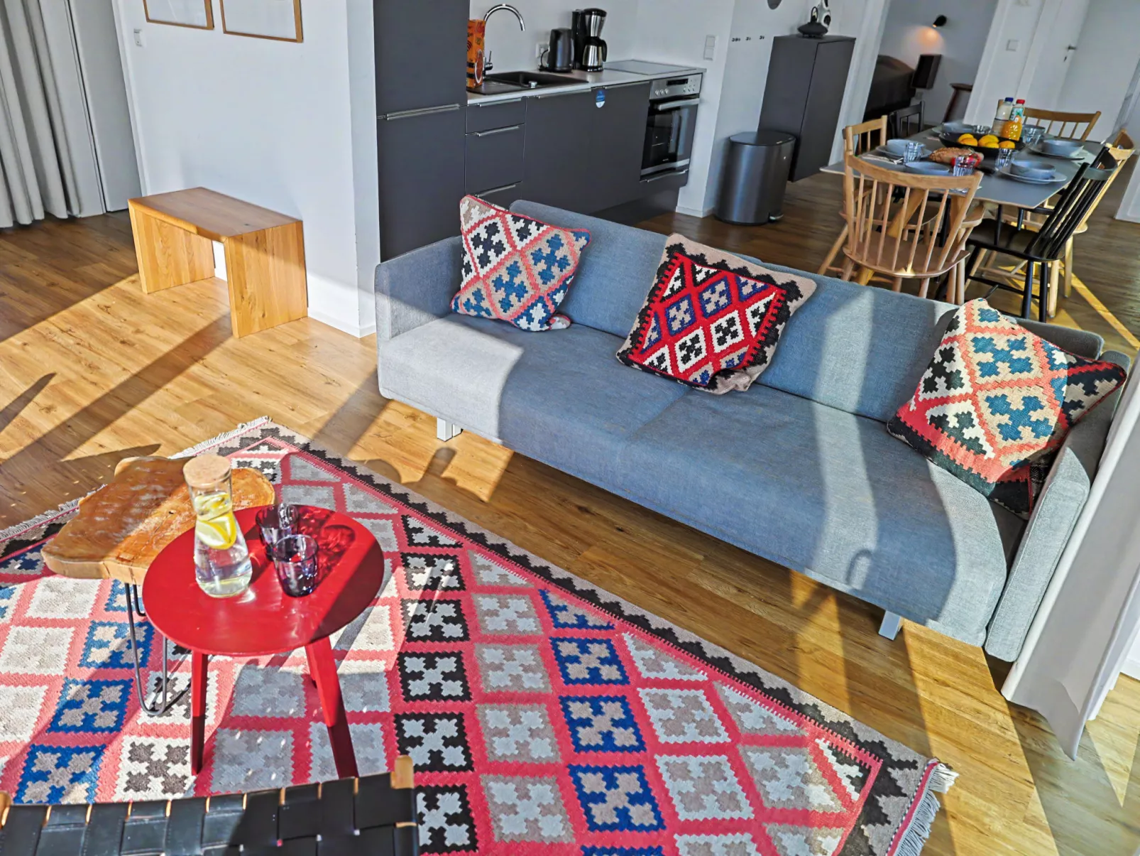 Penthouse Imort (654) - Drinnen