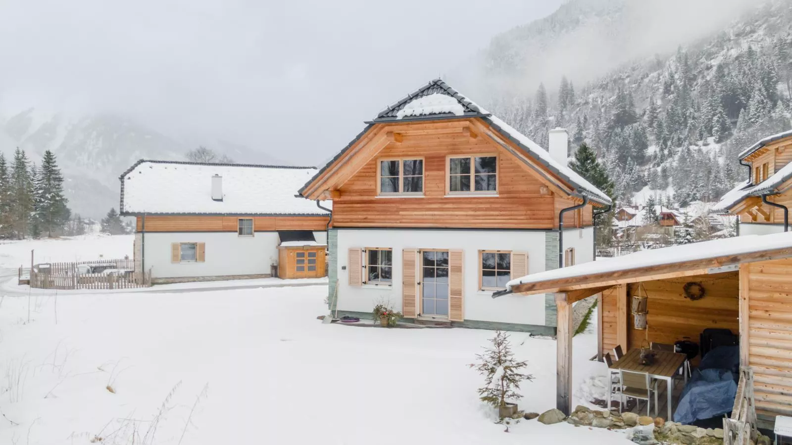 Villa Petra - Außenbereich Winter