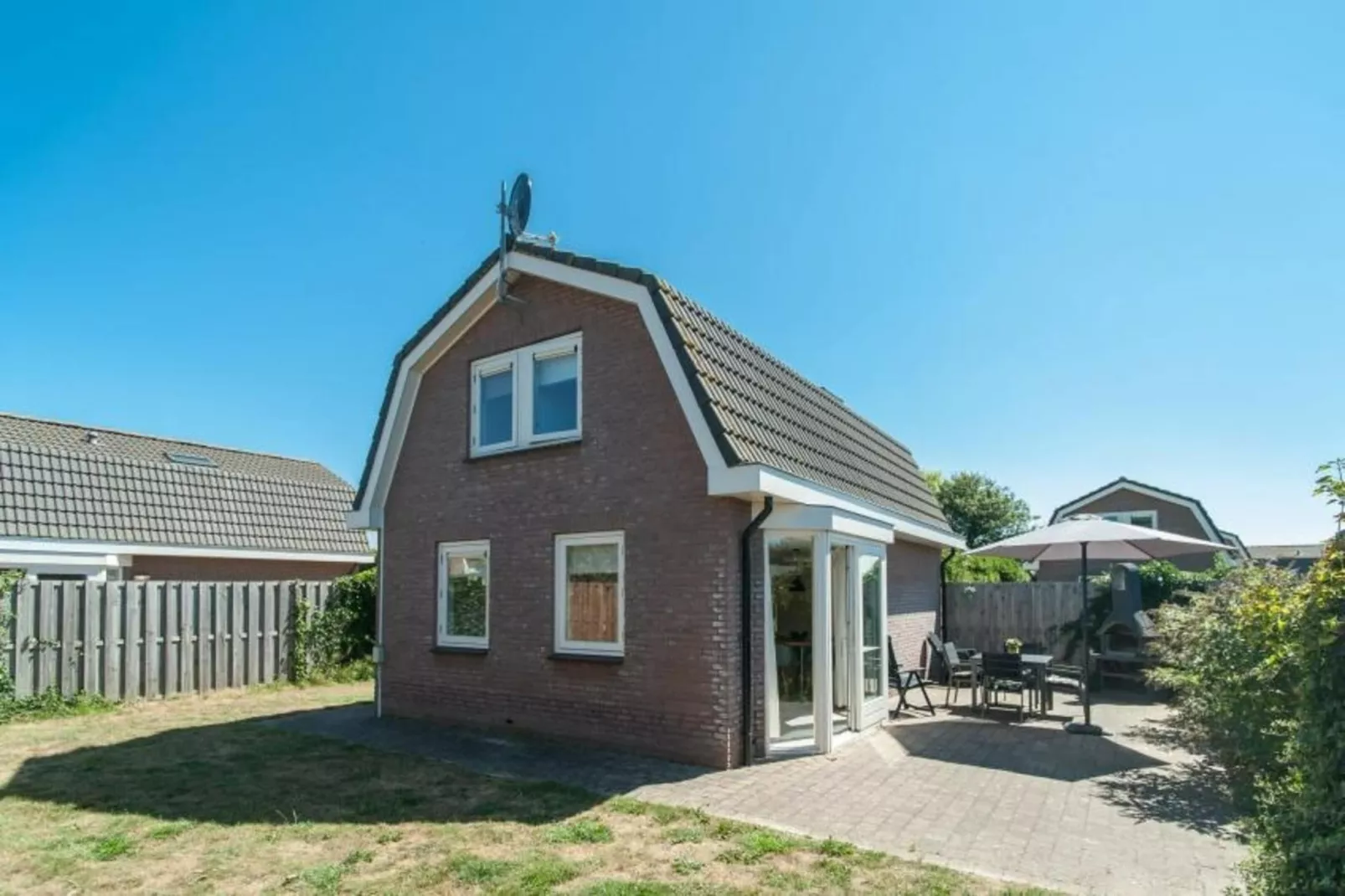 Bungalow 4-persoons (3 slaapkamers) - Außenbereich Sommer