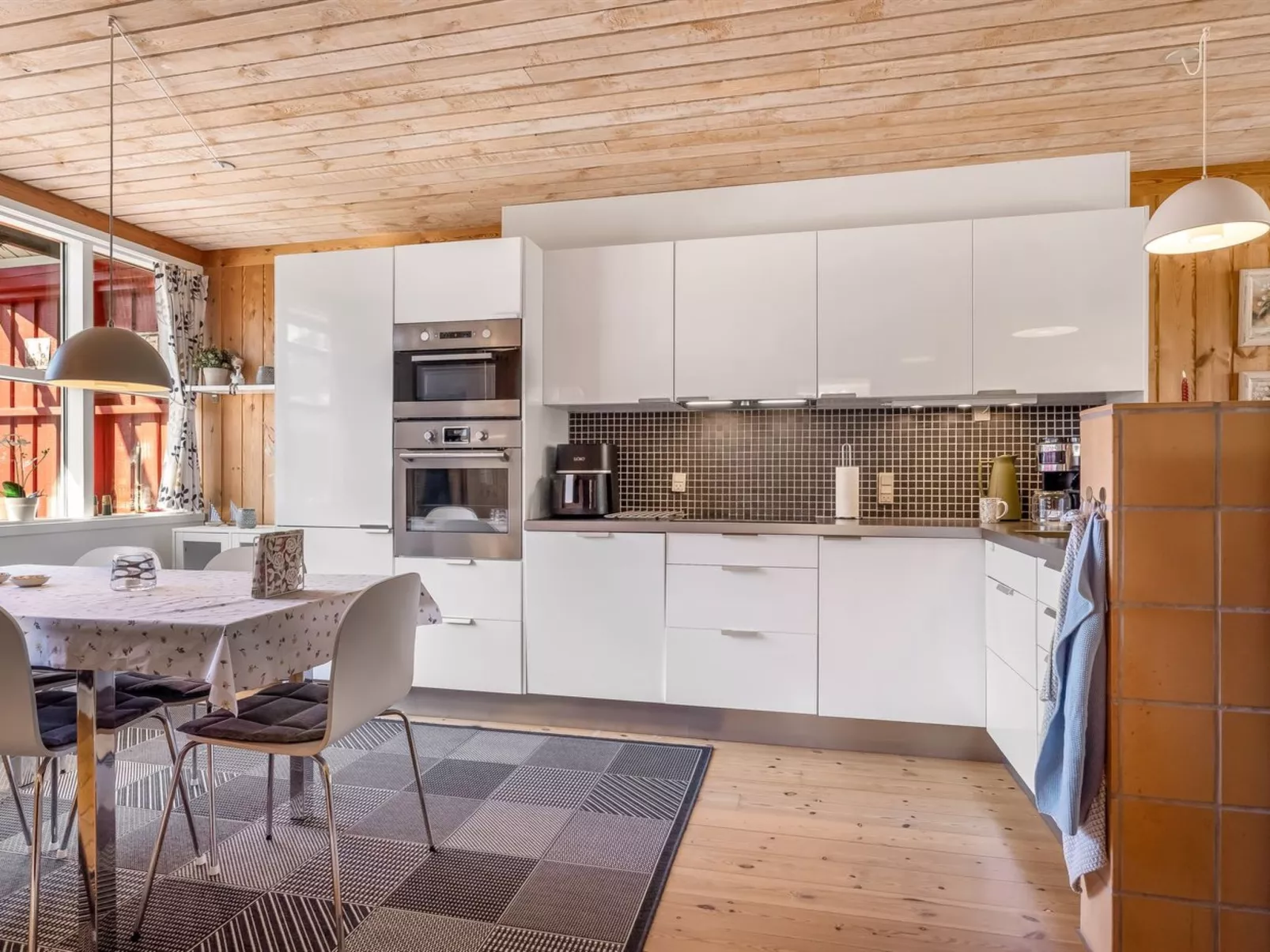 "Eivi" - 200m from the sea - Dedans