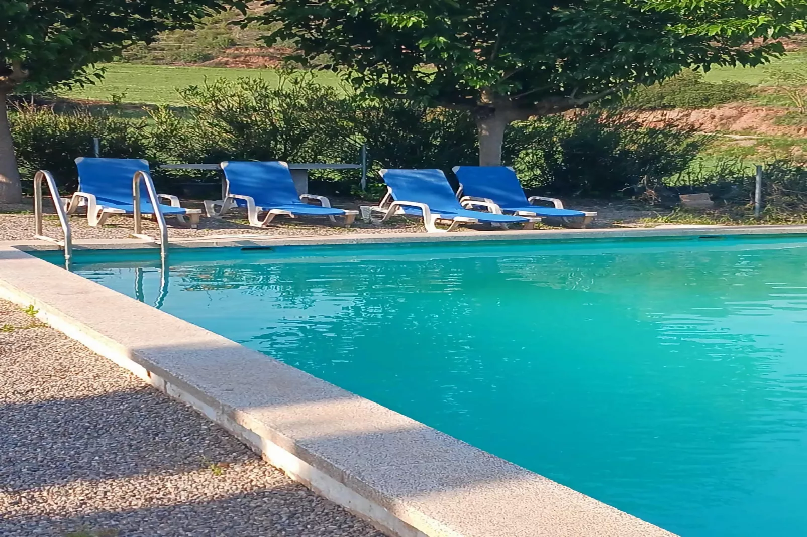 Mas Set Rengs - Swimming pool