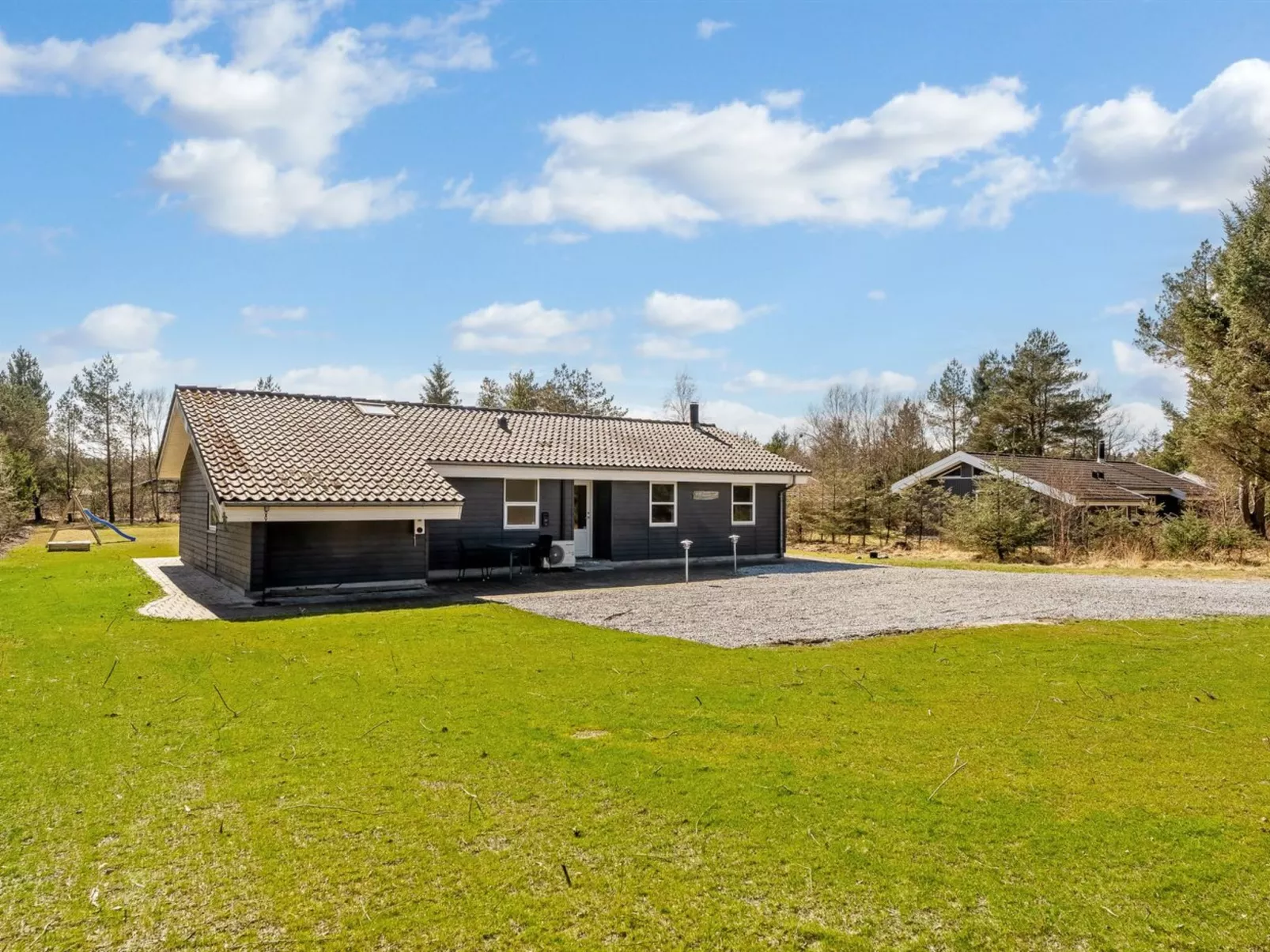 "Tamika" - 950m from the sea - Outside