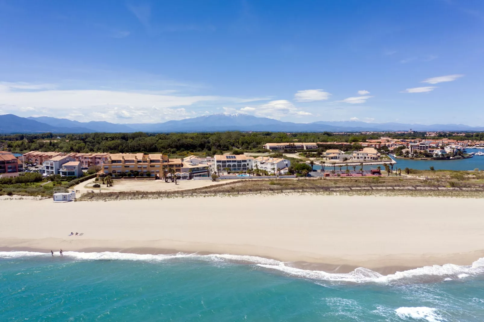 Résidence Domaine du Golfe du Lion St Cyprien - 36 app 6 pers - 2 chambres - climatisé - balcon-Zones d'été à 5 km