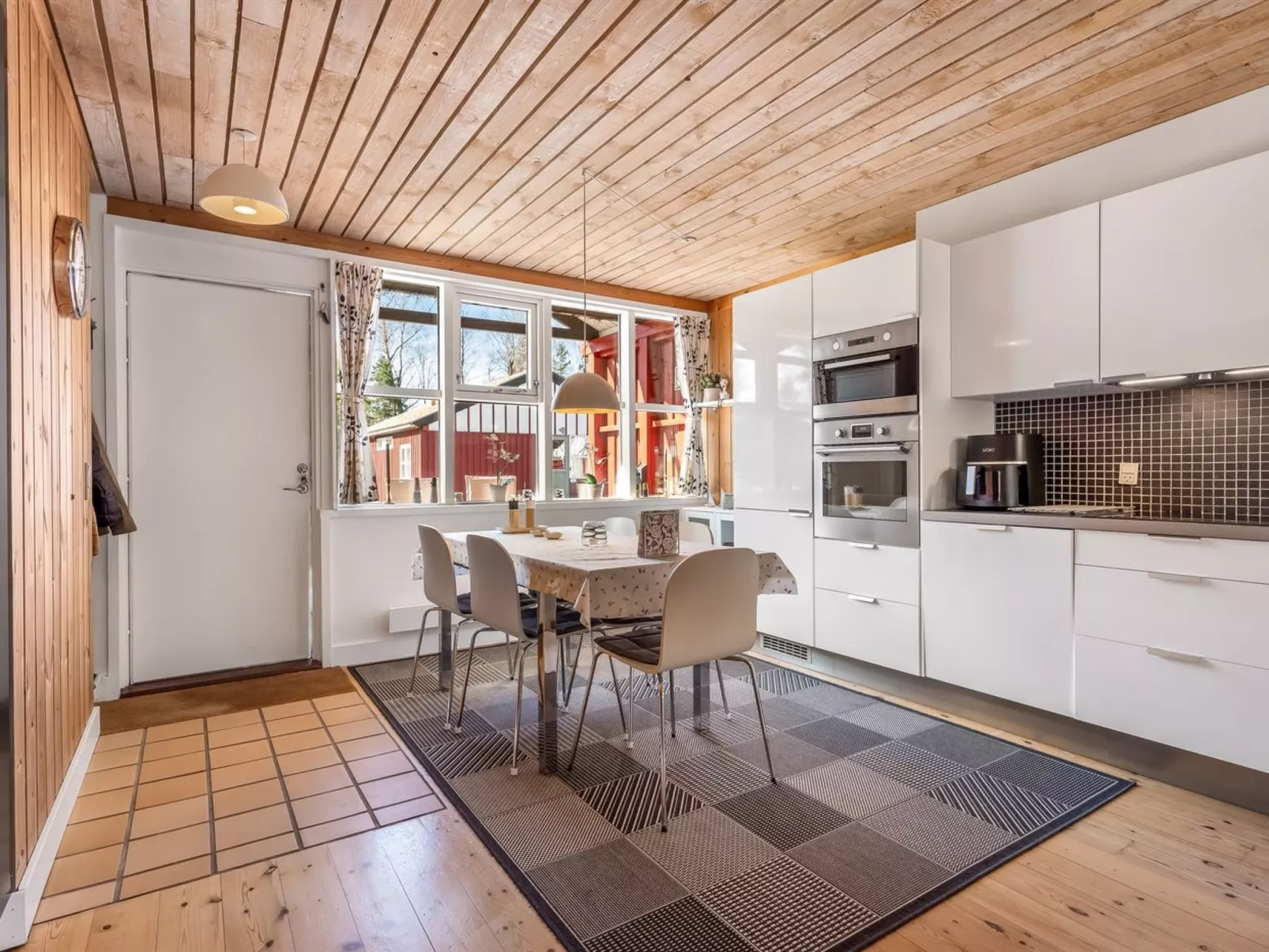 "Eivi" - 200m from the sea - Dedans