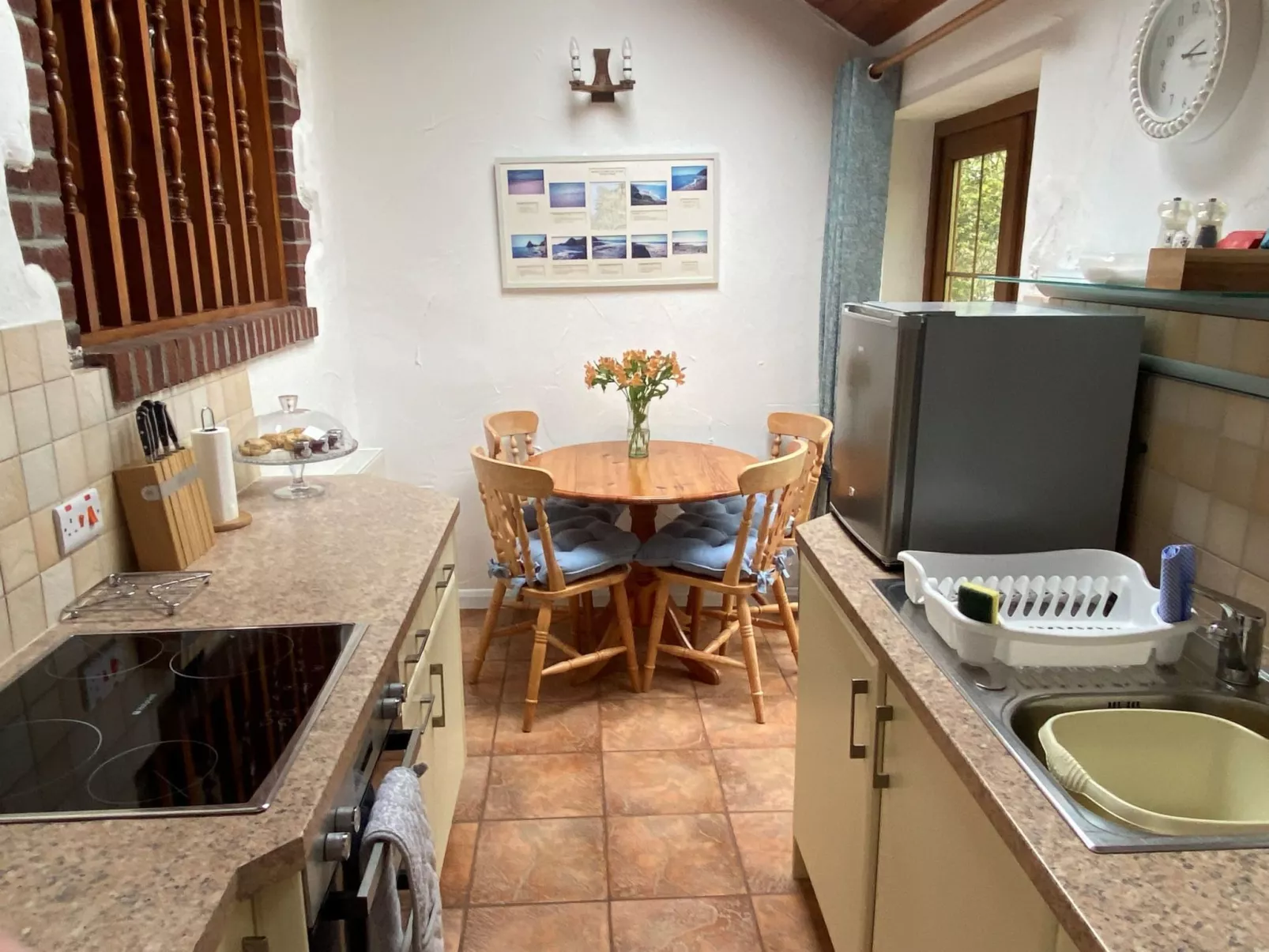 Shipload Cottage - Inside