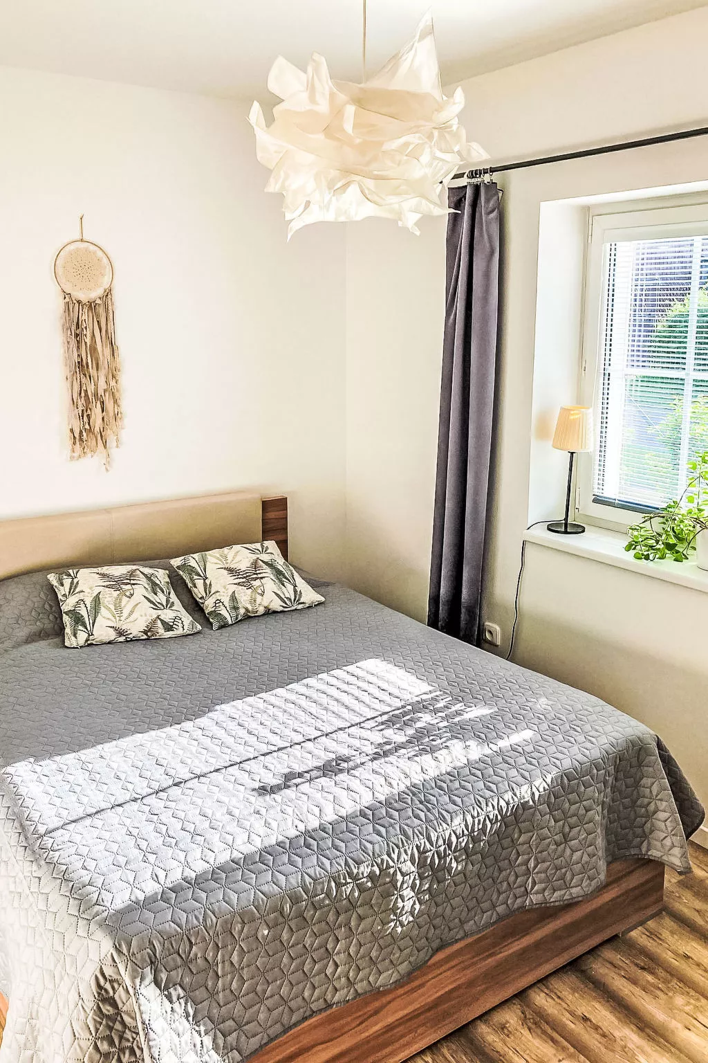 Hillside View - Dedans