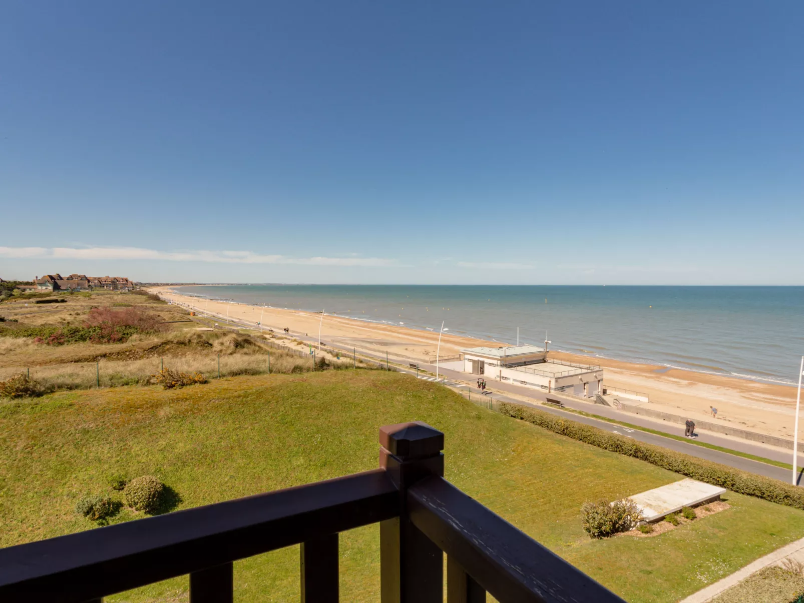 Horizon Marin - Draußen