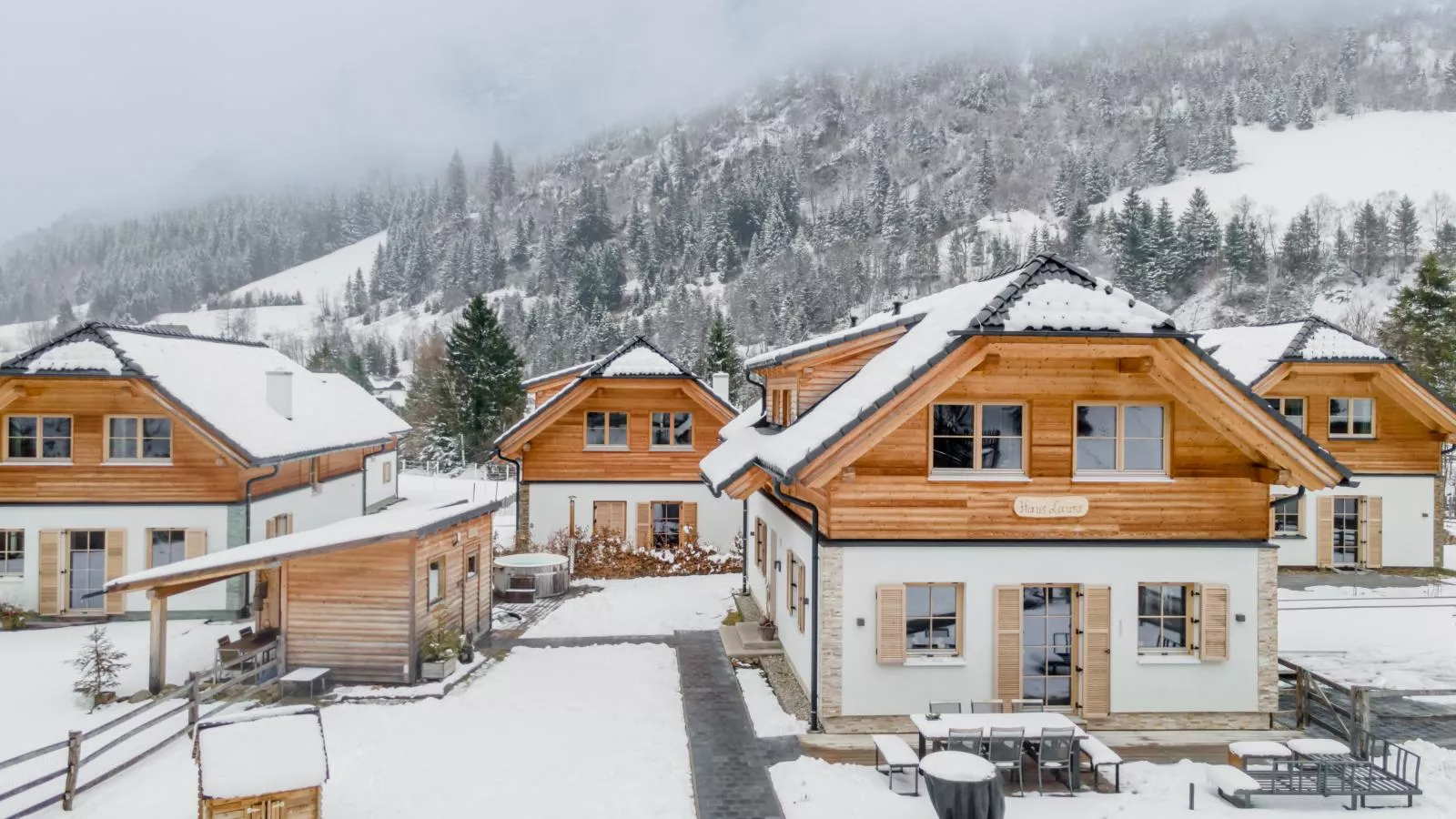 Haus Laura - Außenbereich Winter