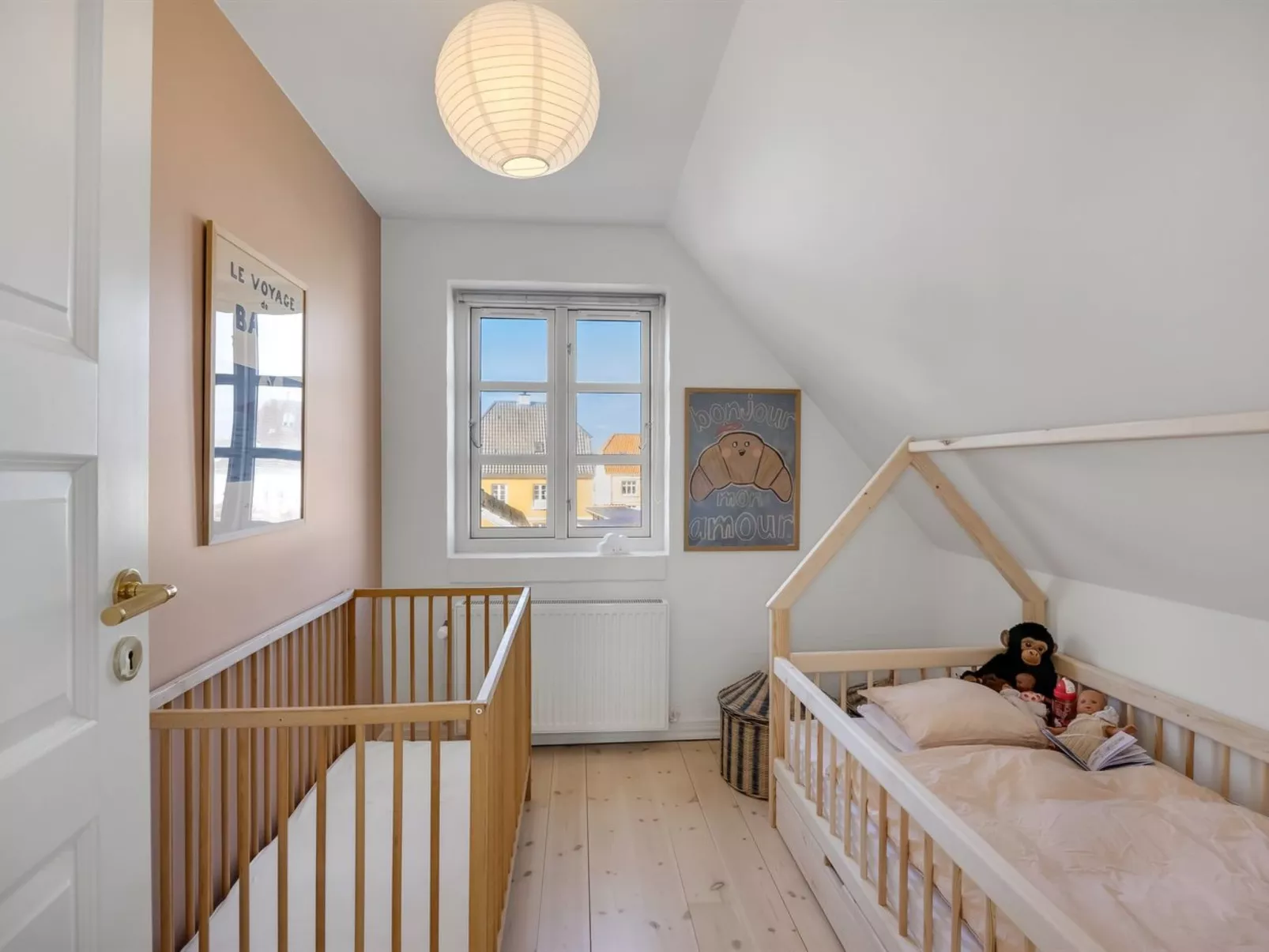 "Birtir" - 200m from the sea - Drinnen