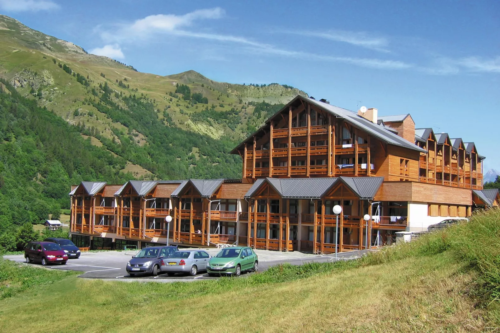 Residence Le Hameau de Valloire 3 - Exterior in summer