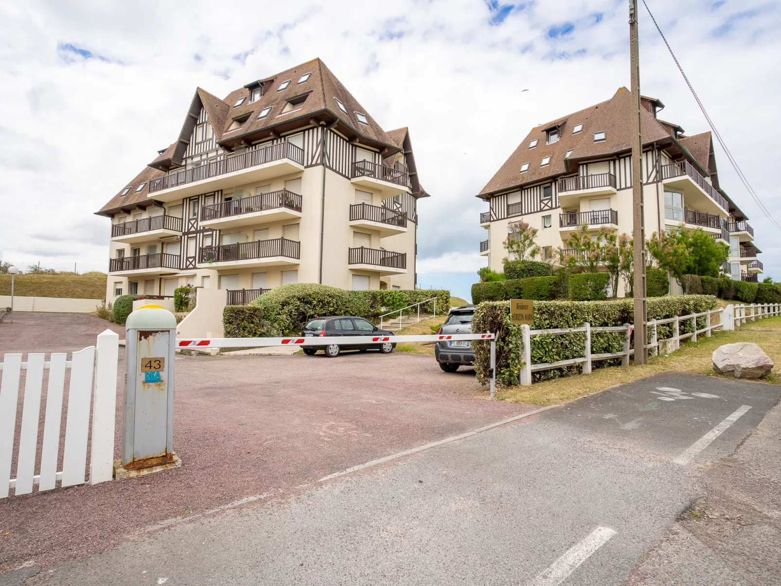 Horizon Marin - Draußen