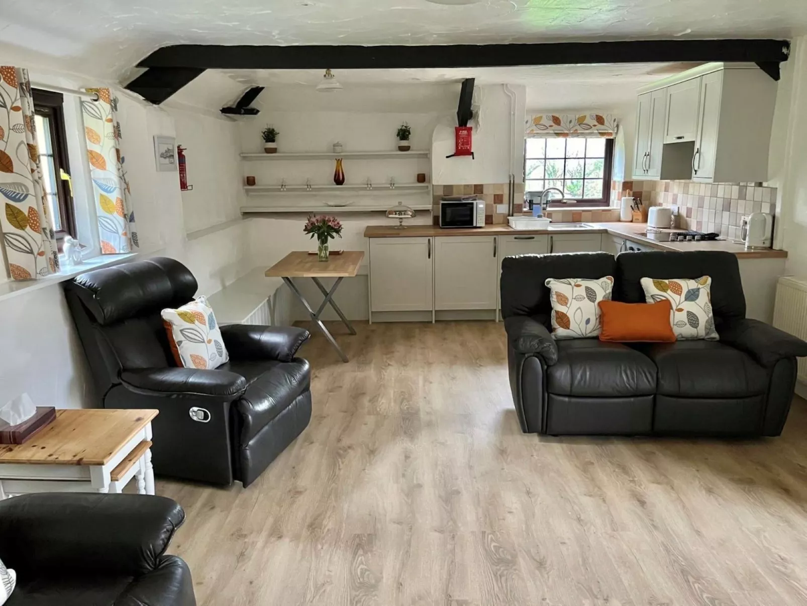 Hartland Hideaways - Inside