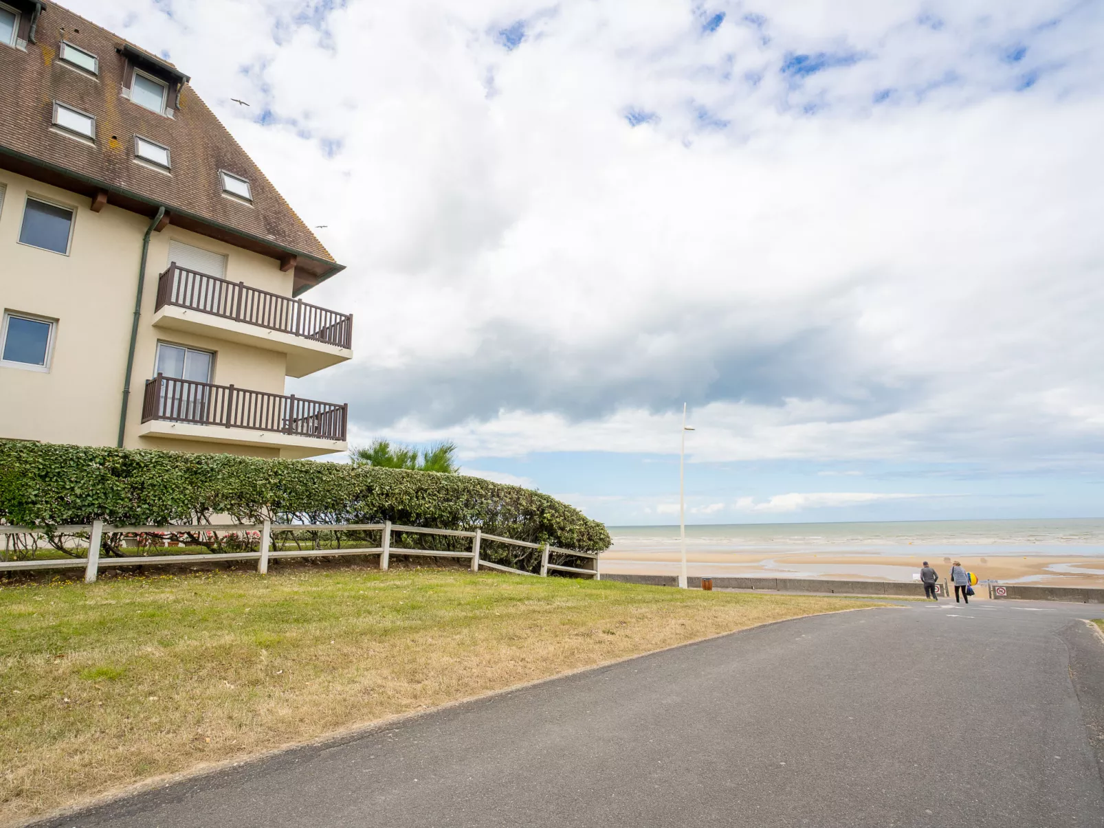 Horizon Marin - Draußen