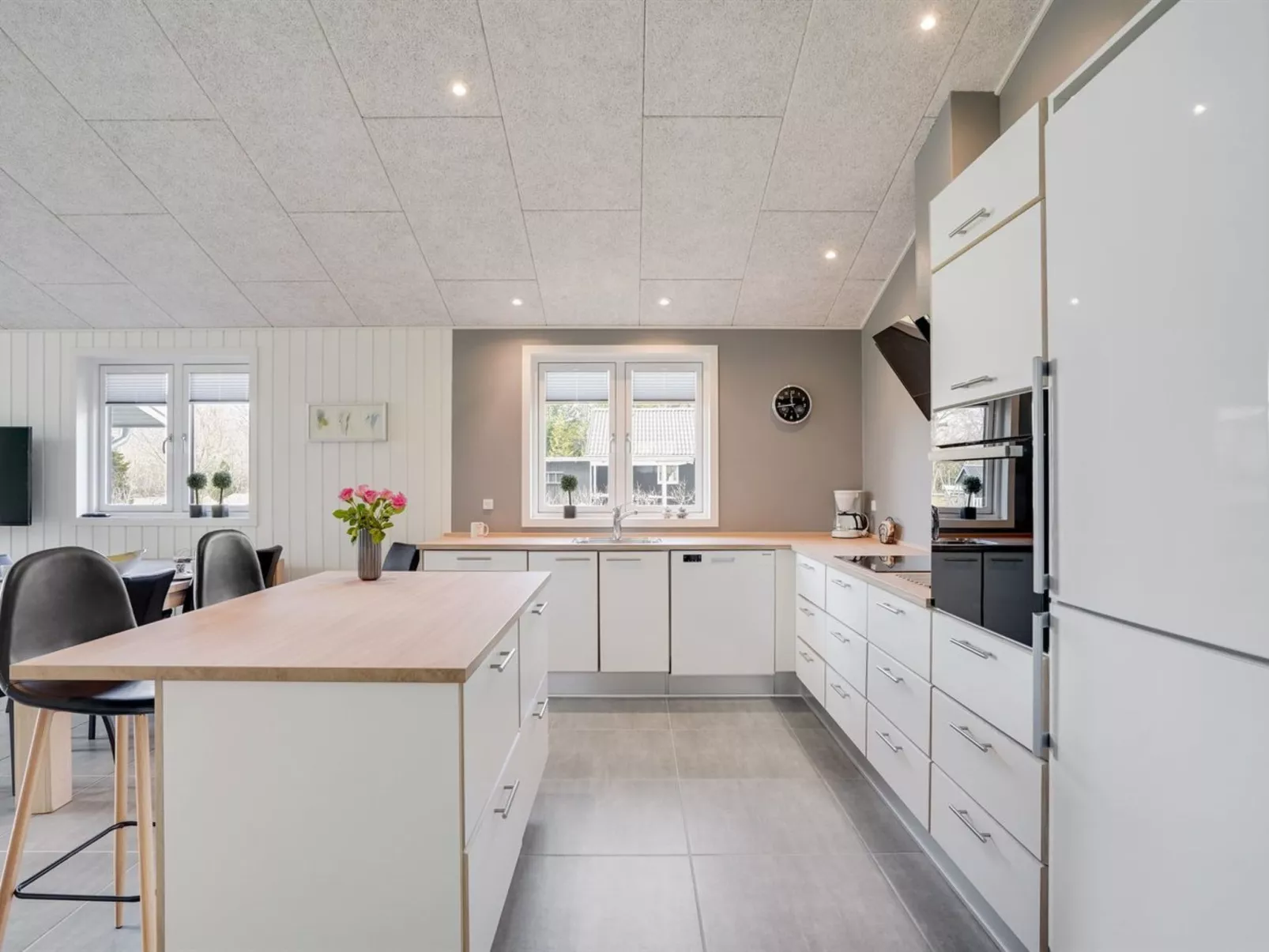 "Gardi" - 14km from the sea - Inside