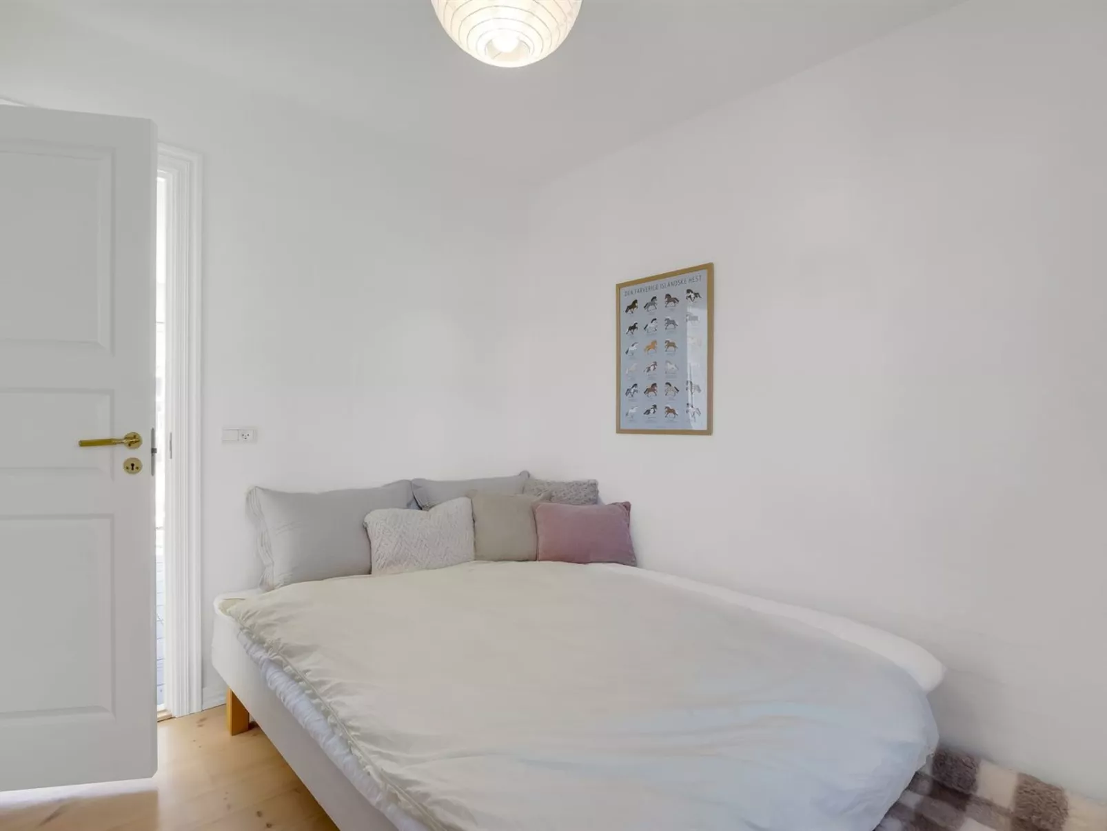 "Birtir" - 200m from the sea - Drinnen