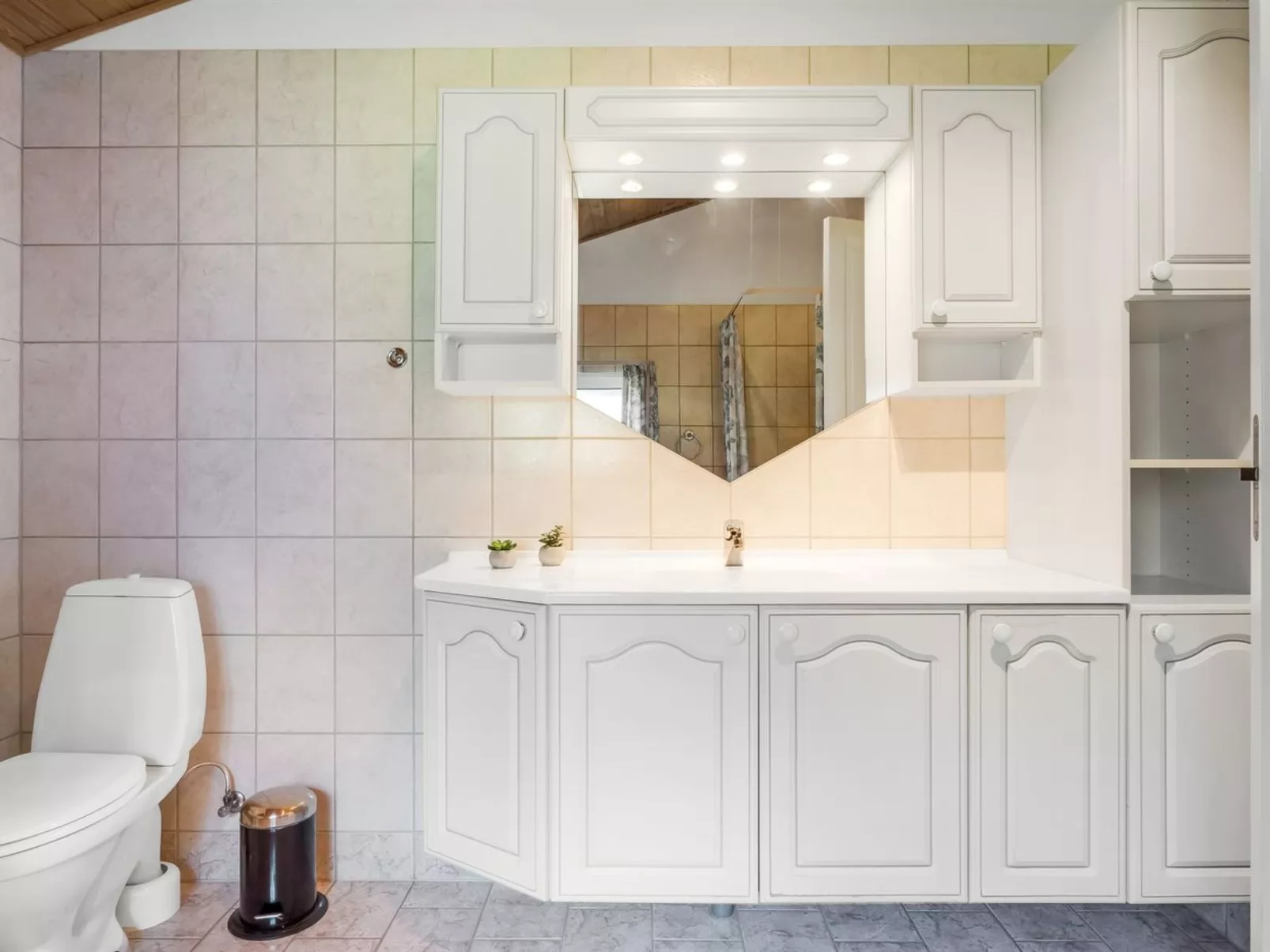 "Balthasar" - 400m from the sea - Dedans