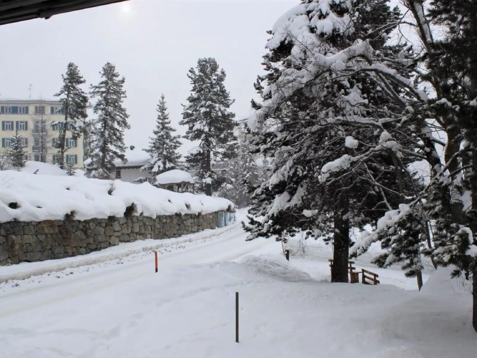 Chesa Piz Alv - Outside