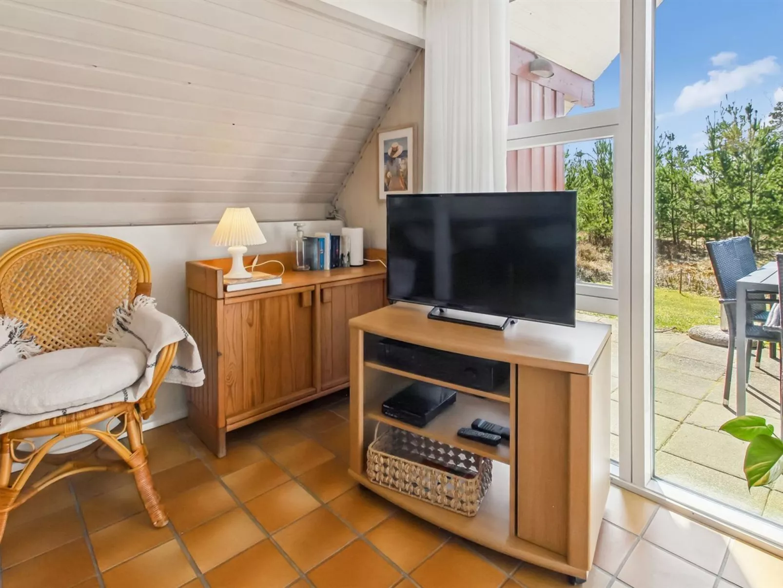 "Efimija" - 1.4km from the sea - Drinnen