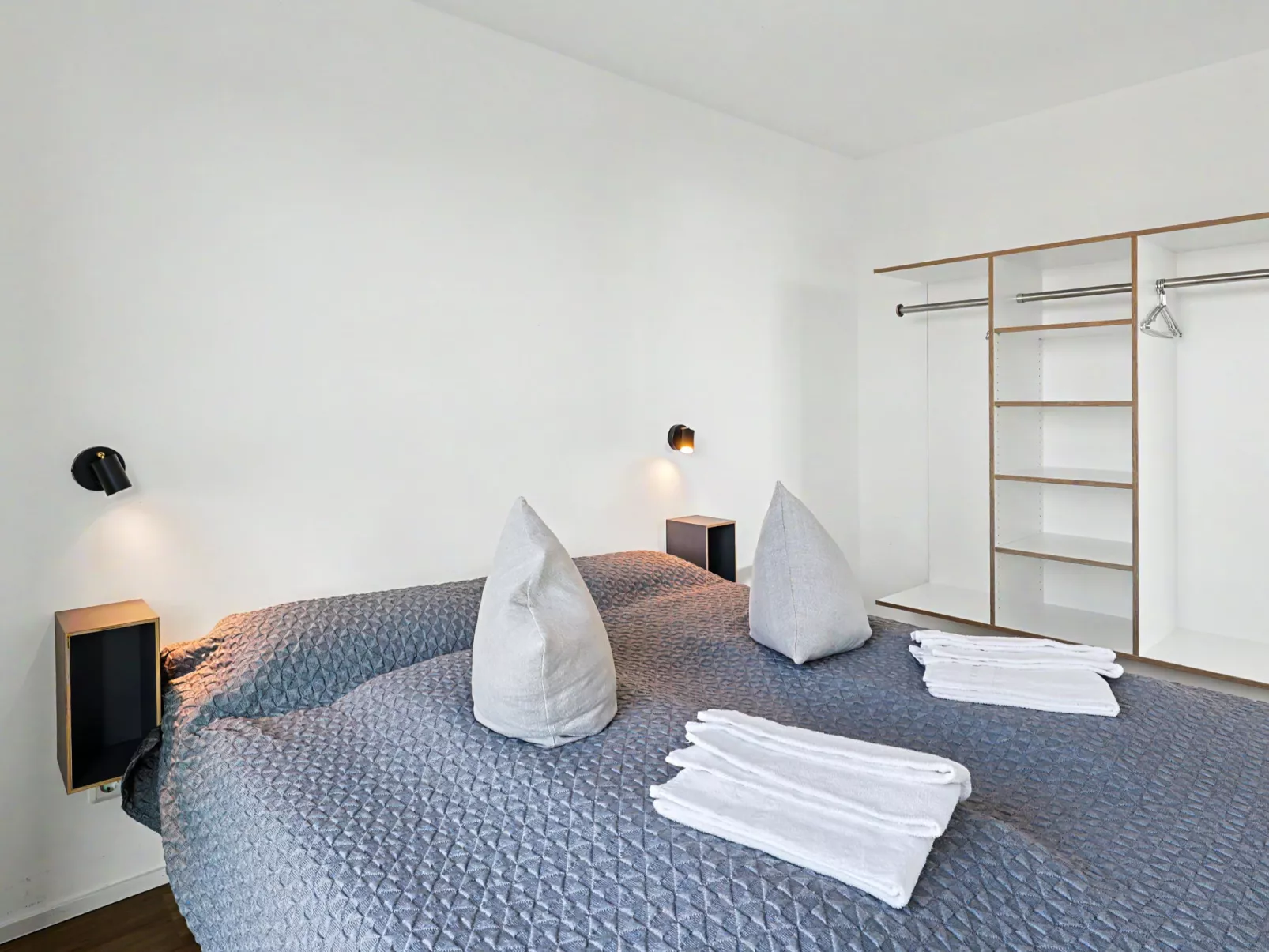 Penthouse Imort (654) - Drinnen