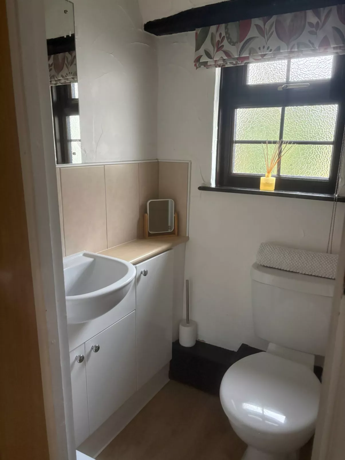 Hartland Hideaways - Inside