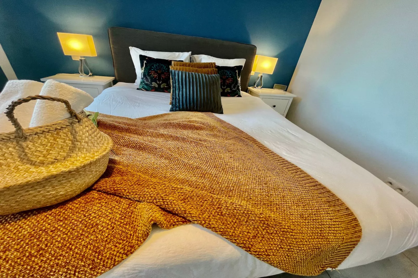 Cozy 1BR City Centre Near Meir Shopping by OneLuxStay - Chambre