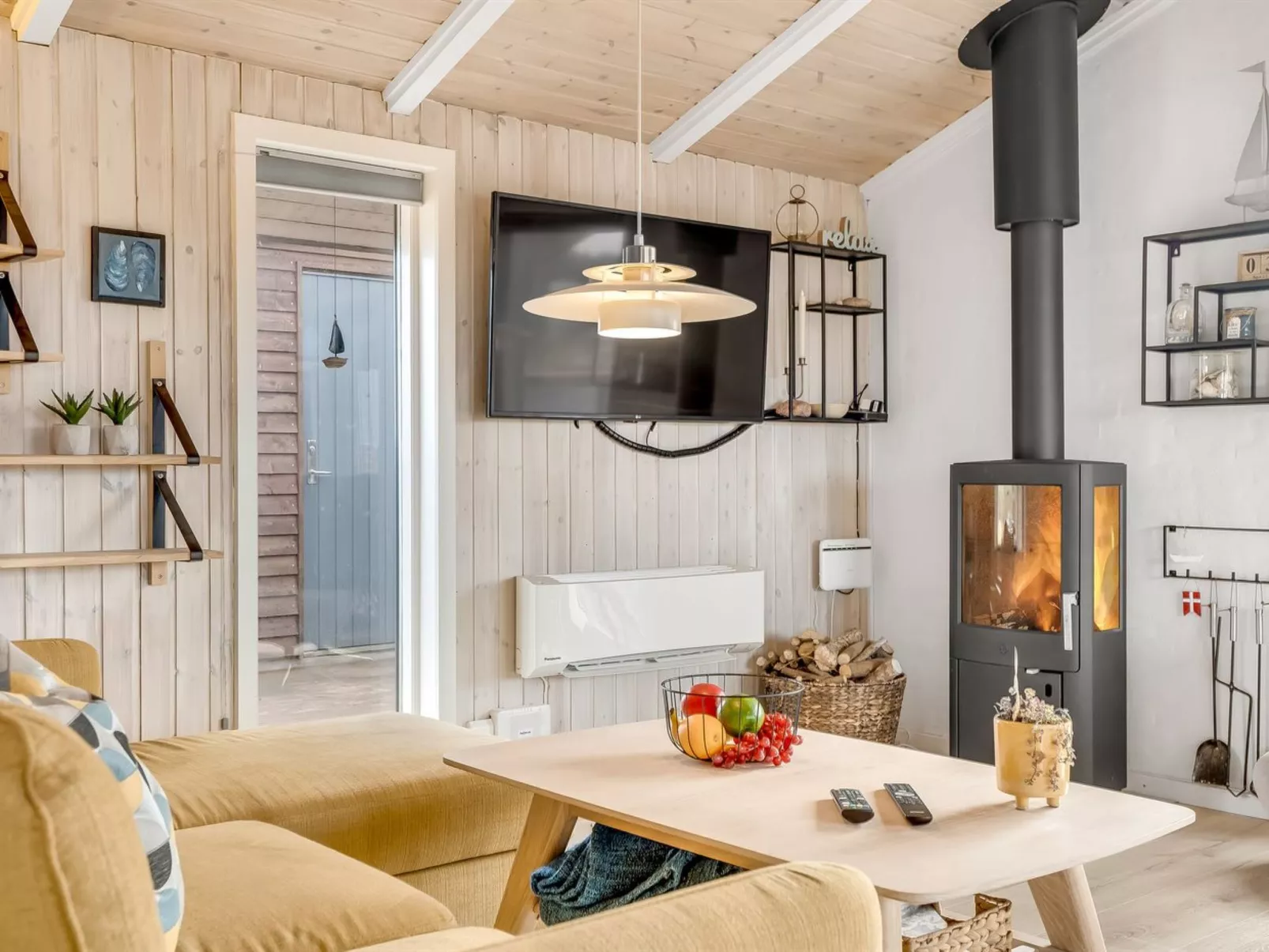 "Severina" - 900m from the sea - Drinnen