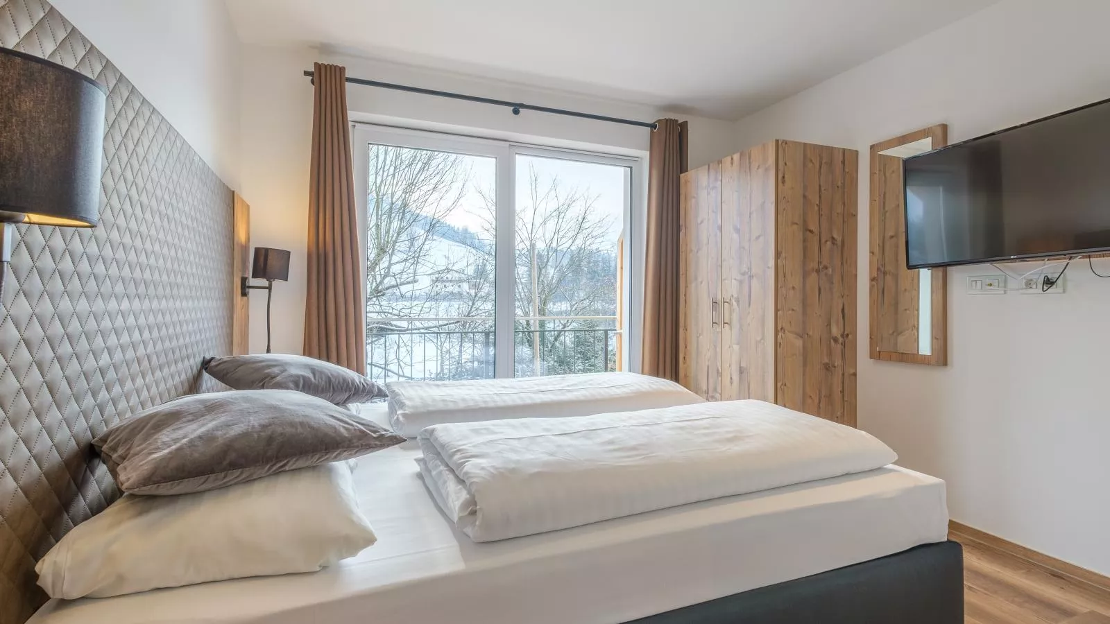 Werfenblick und Bergblick-Bedroom
