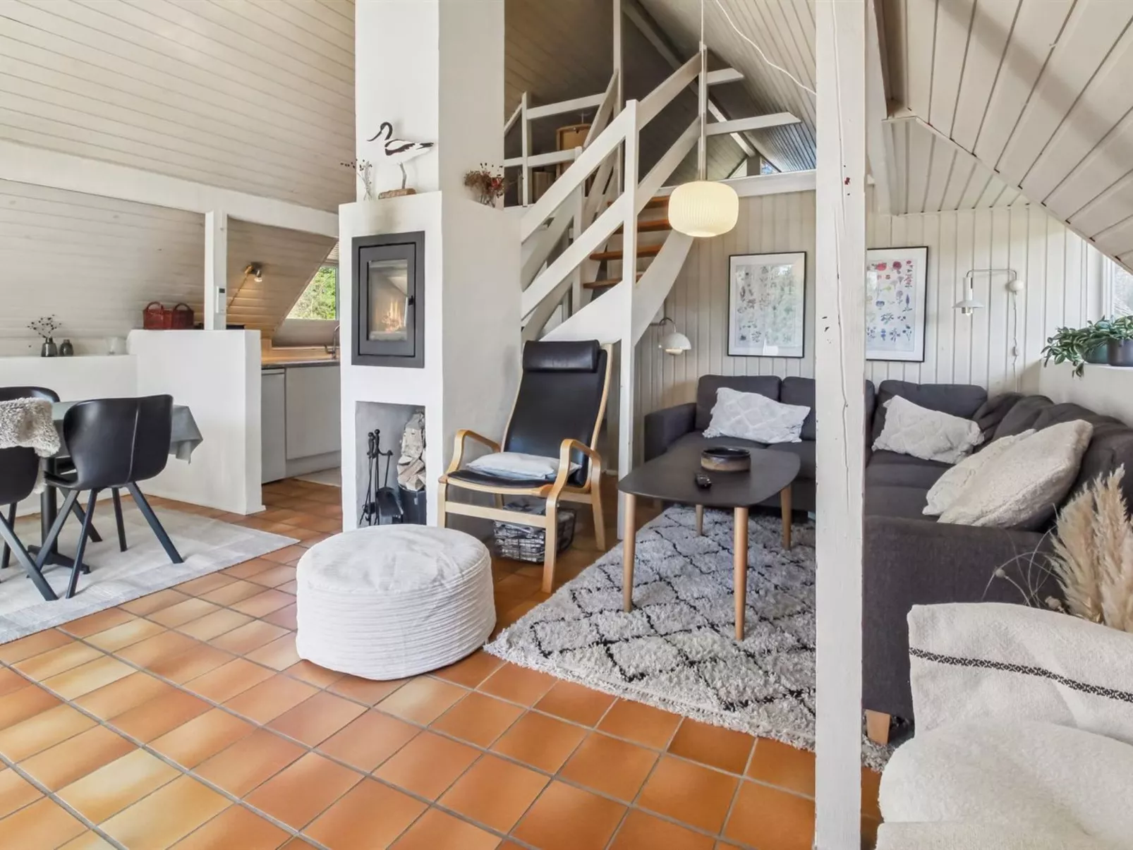 "Efimija" - 1.4km from the sea - Drinnen