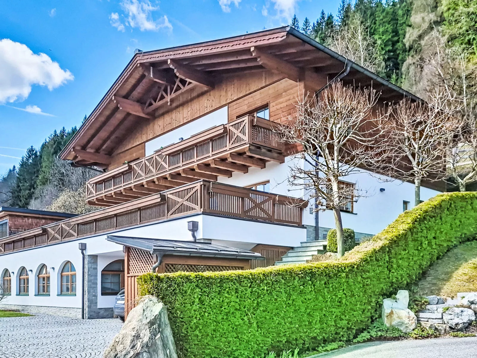 Reitdorf - Outside