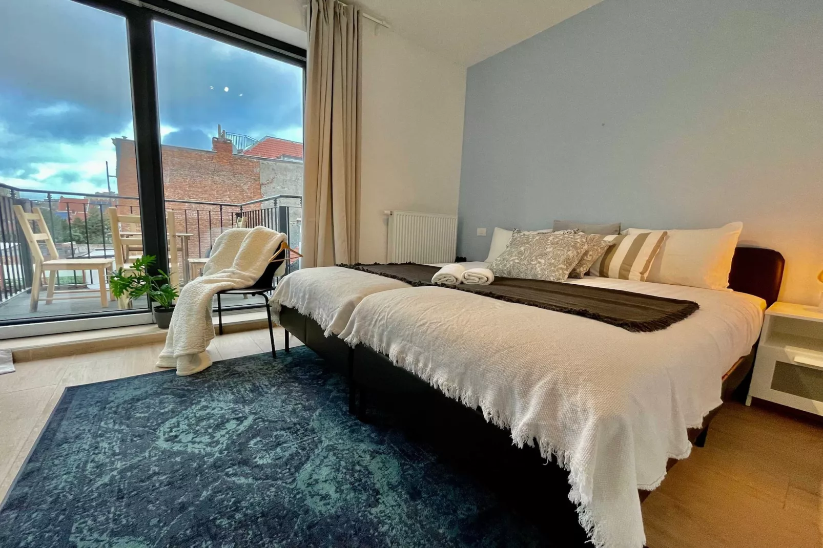 Luxury Dlx 1BR Near Fashion District by OneLuxStay - Chambre