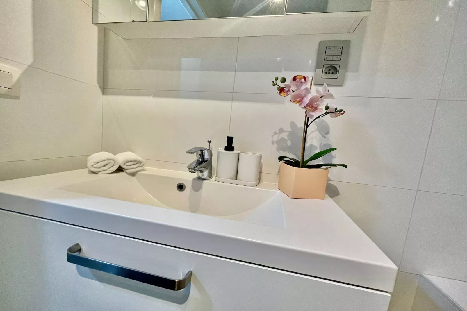 Cozy 1BR City Centre Near Meir Shopping by OneLuxStay - Salle de bain