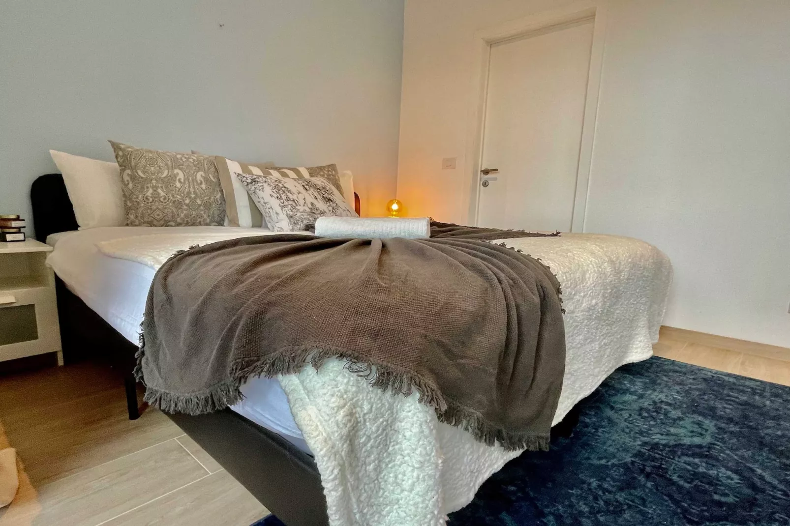 Luxury Dlx 1BR Near Fashion District by OneLuxStay - Chambre