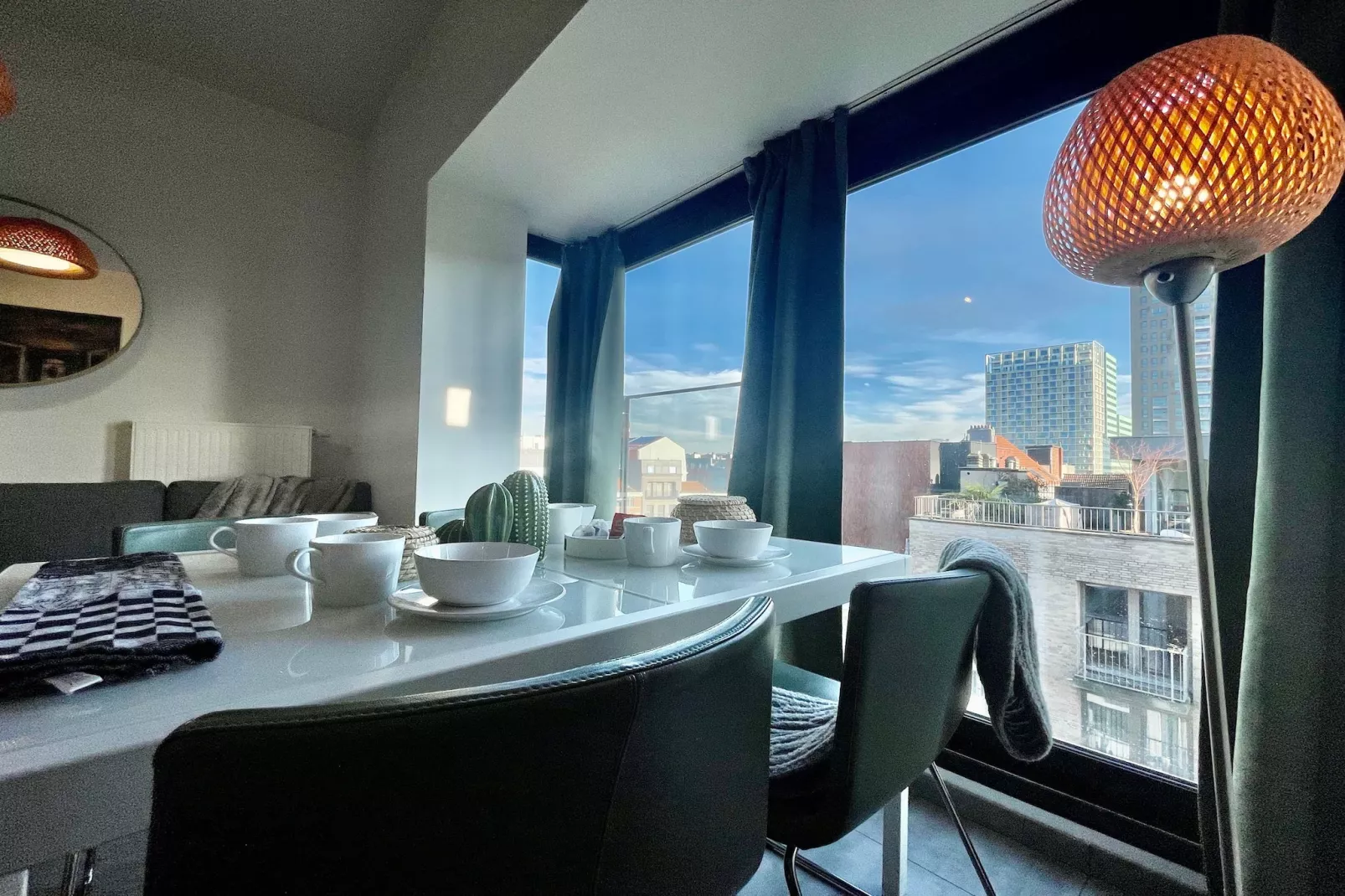 Cozy 1BR City Centre Near Meir Shopping by OneLuxStay - Ambiance