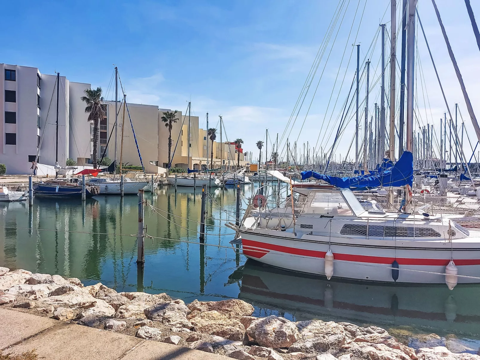 Le Lamparo - Outside