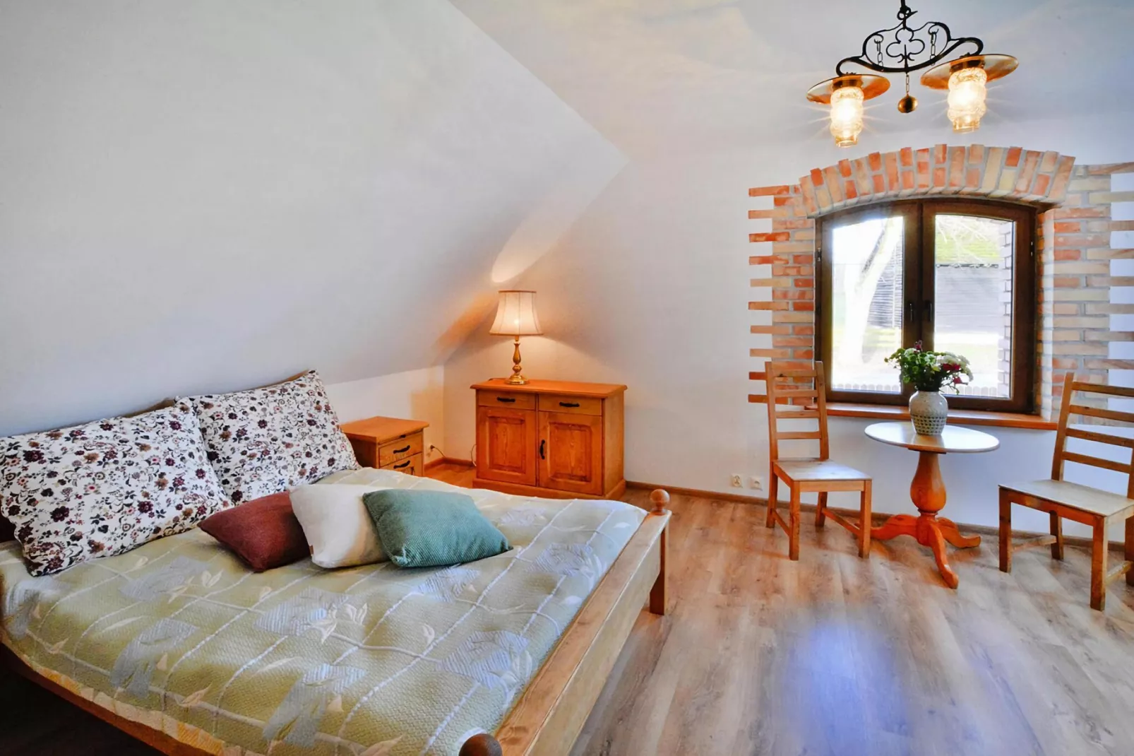 Kamienny Dom do 8 os Grąbczyn-Bedroom