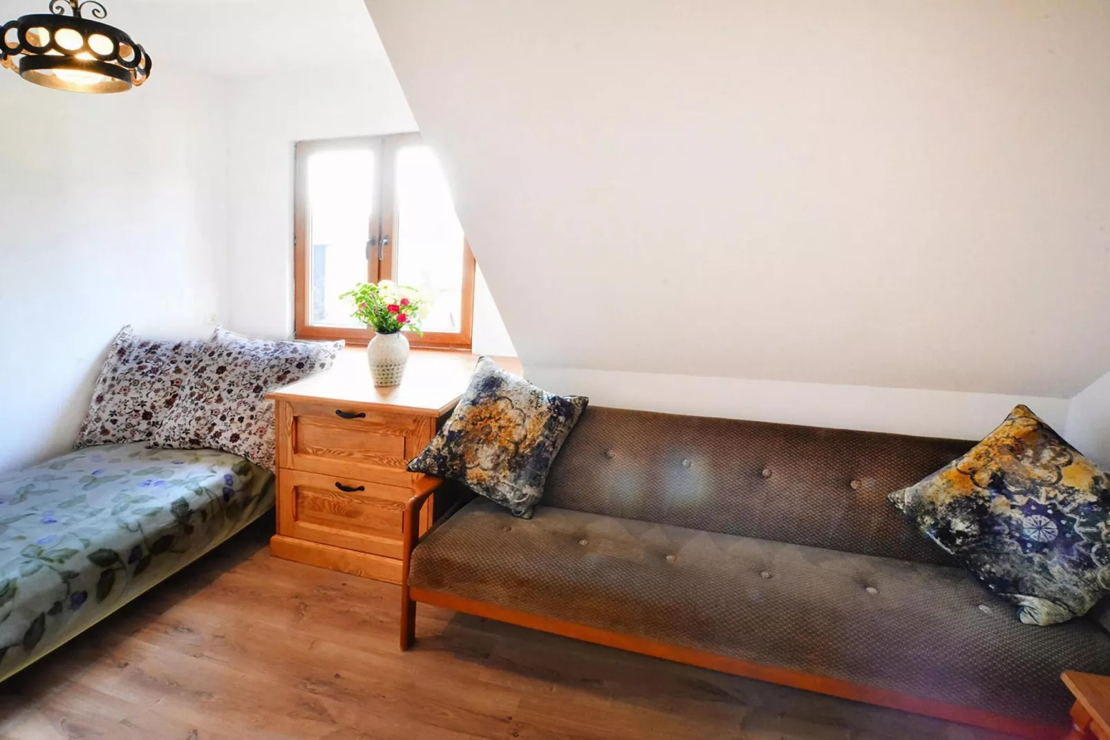Kamienny Dom do 8 os Grąbczyn-Living room