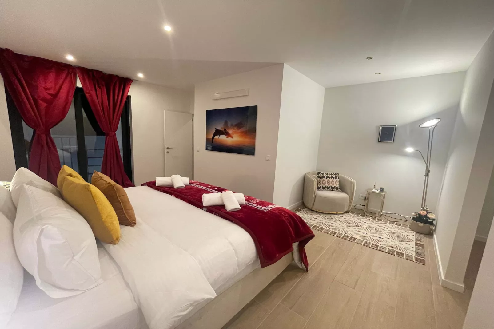 One Lux Stay Near Antwerp Central Grande Deluxe 3 bedroom suite