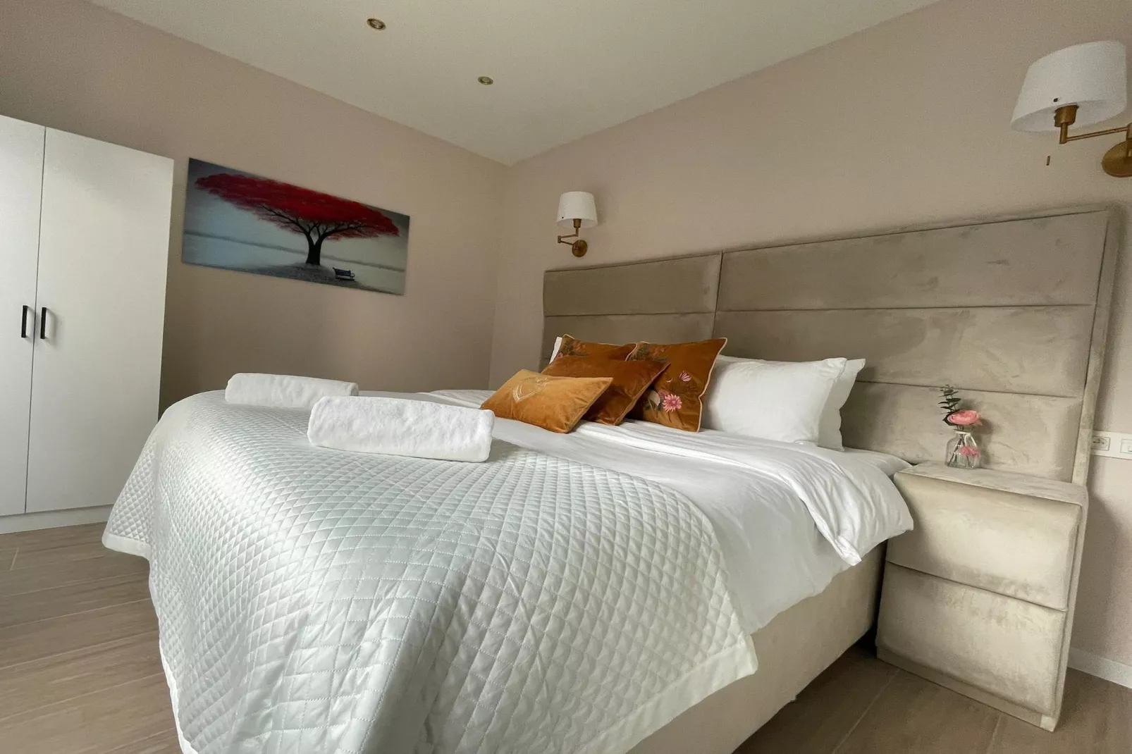 One Lux Stay 3BR / 2BA Antwerp near Central Station