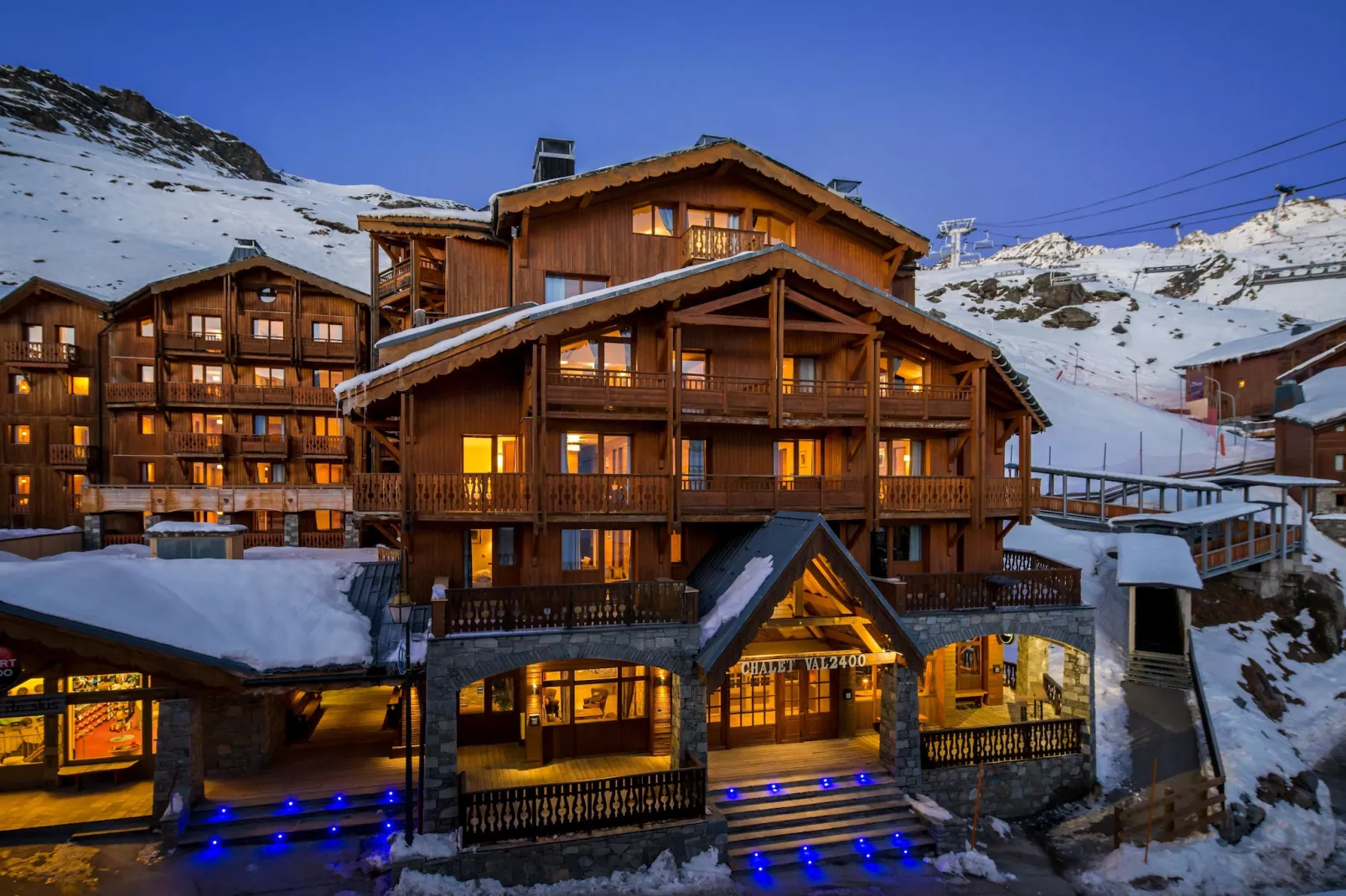 Chalet Altitude Val 2400 3 - Exterior in winter