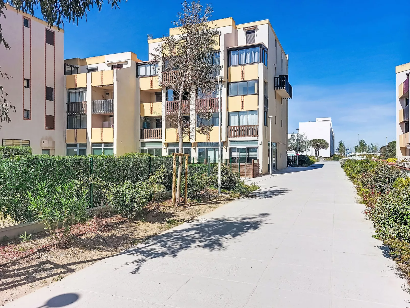 Le Lamparo - Outside