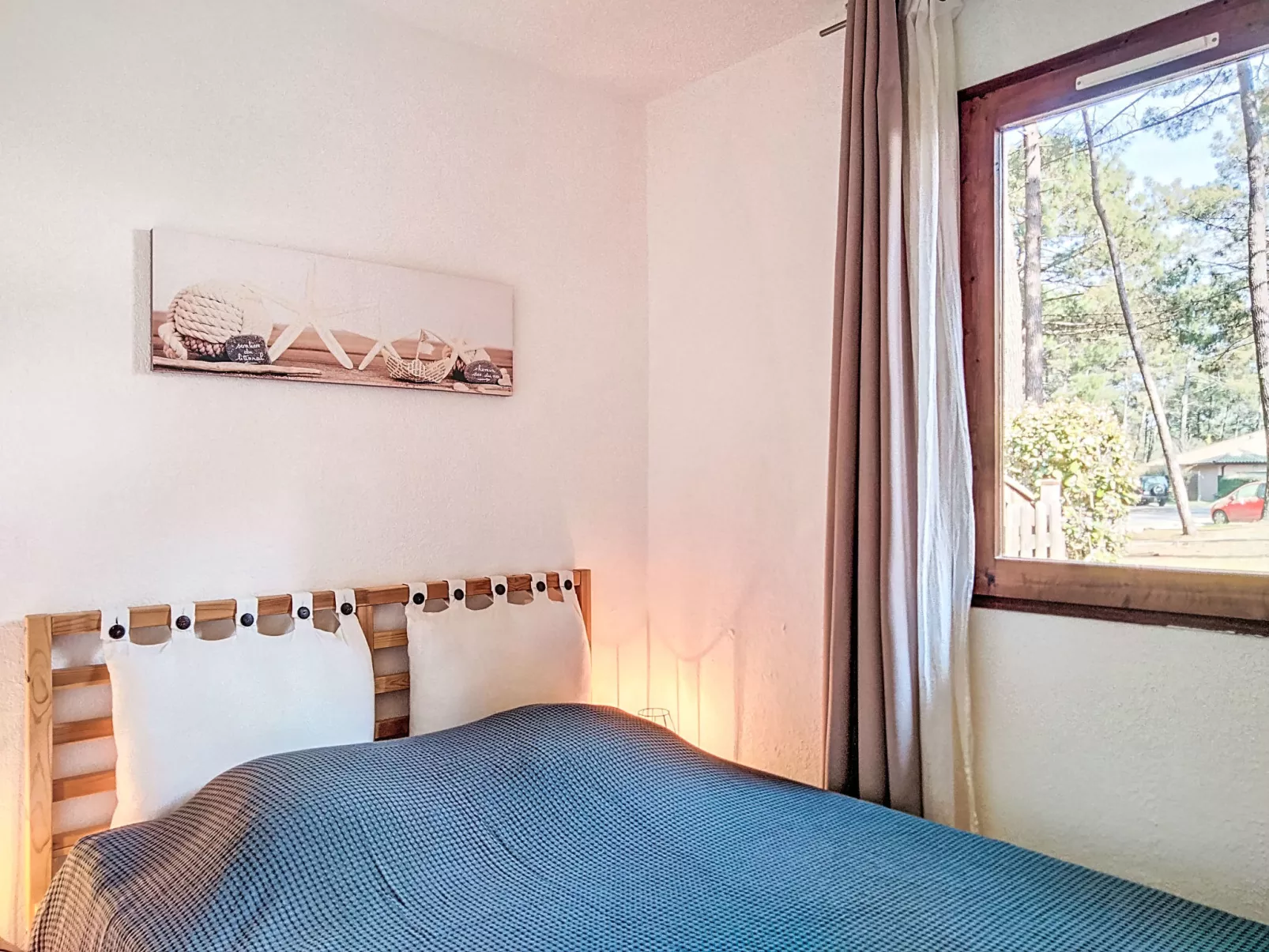 Les Pins - Inside