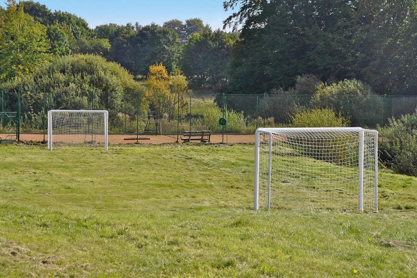 Kamienny Dom do 8 os Grąbczyn-Park facilities