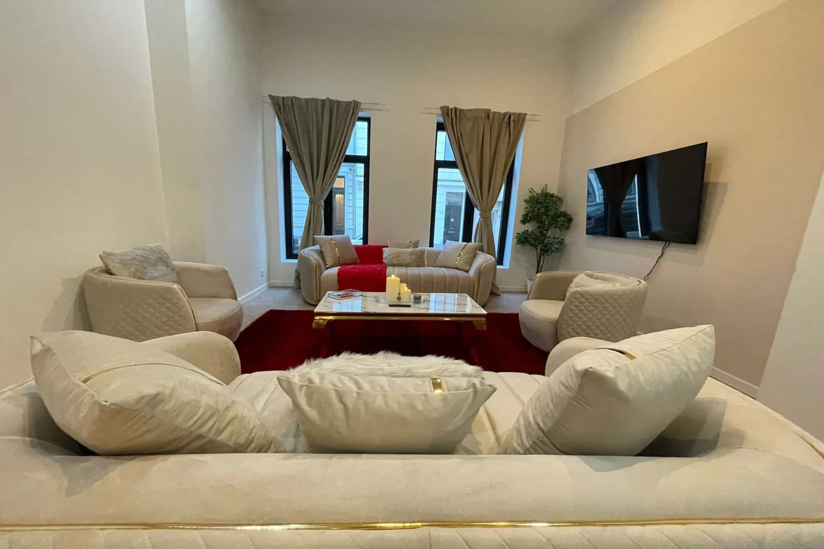 One Lux Stay Near Antwerp Central Grande Deluxe 3 bedroom suite - Salon