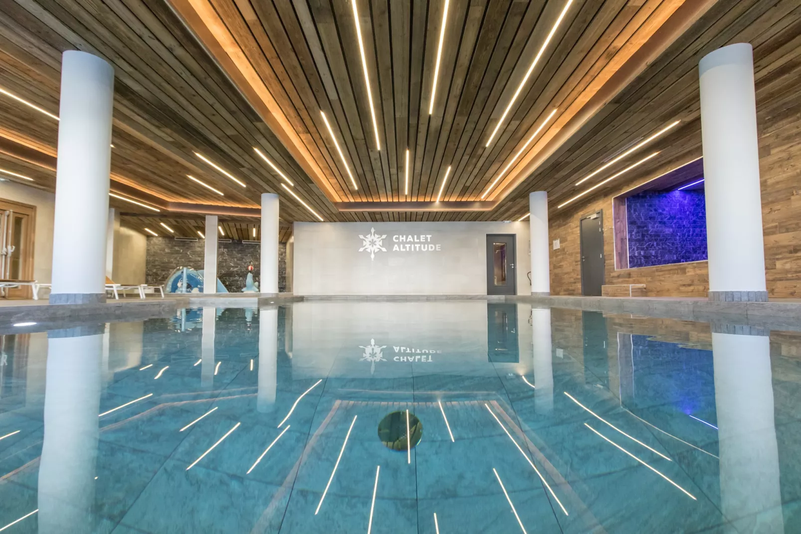 Chalet Altitude Arc 2000 5 - Schwimmbad