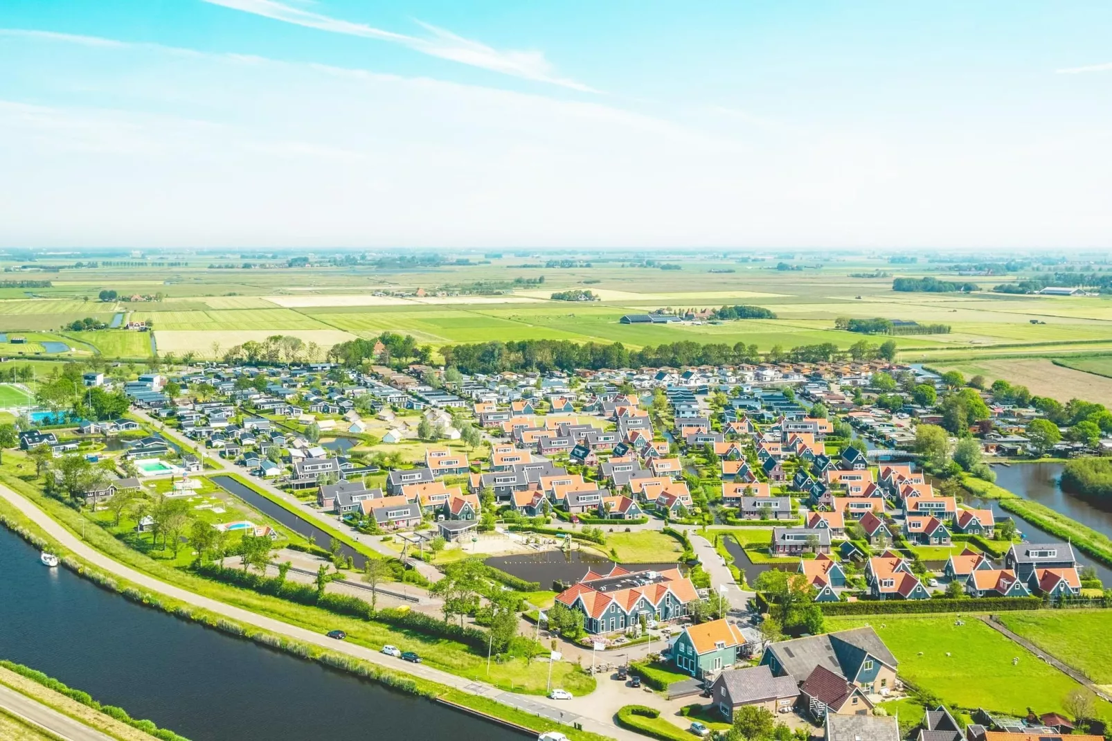 De Edammer  4 personen - View in summer