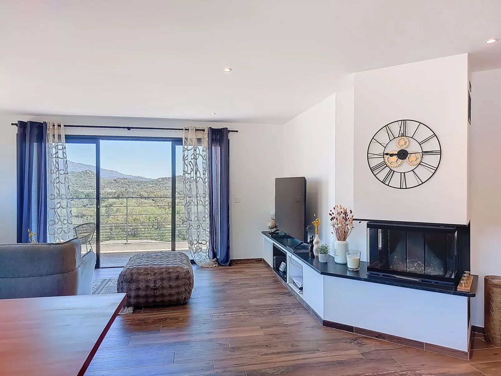 Munticella - Drinnen