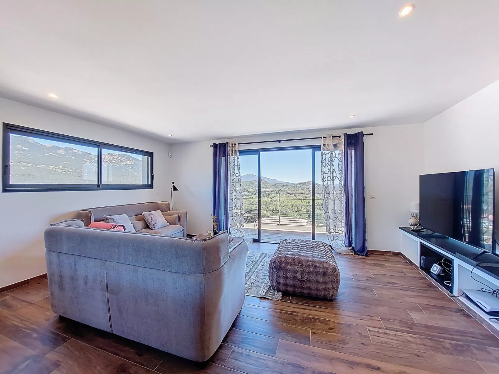 Munticella - Drinnen