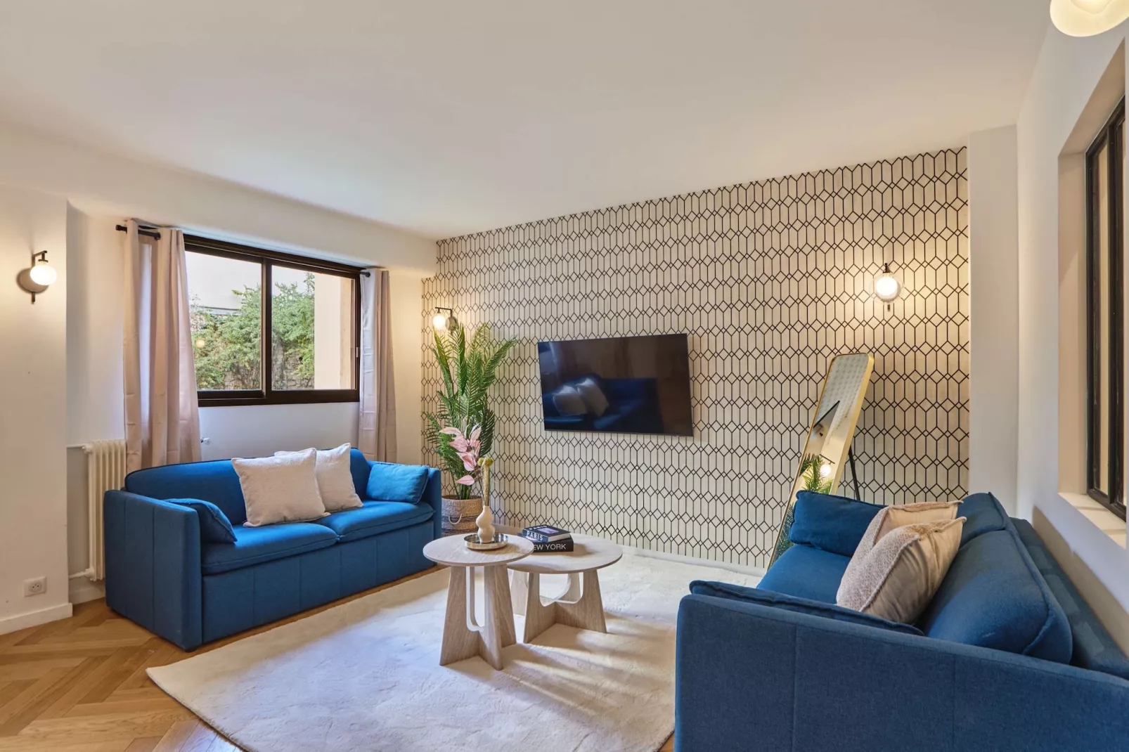 CORTAMBERT - Untagged