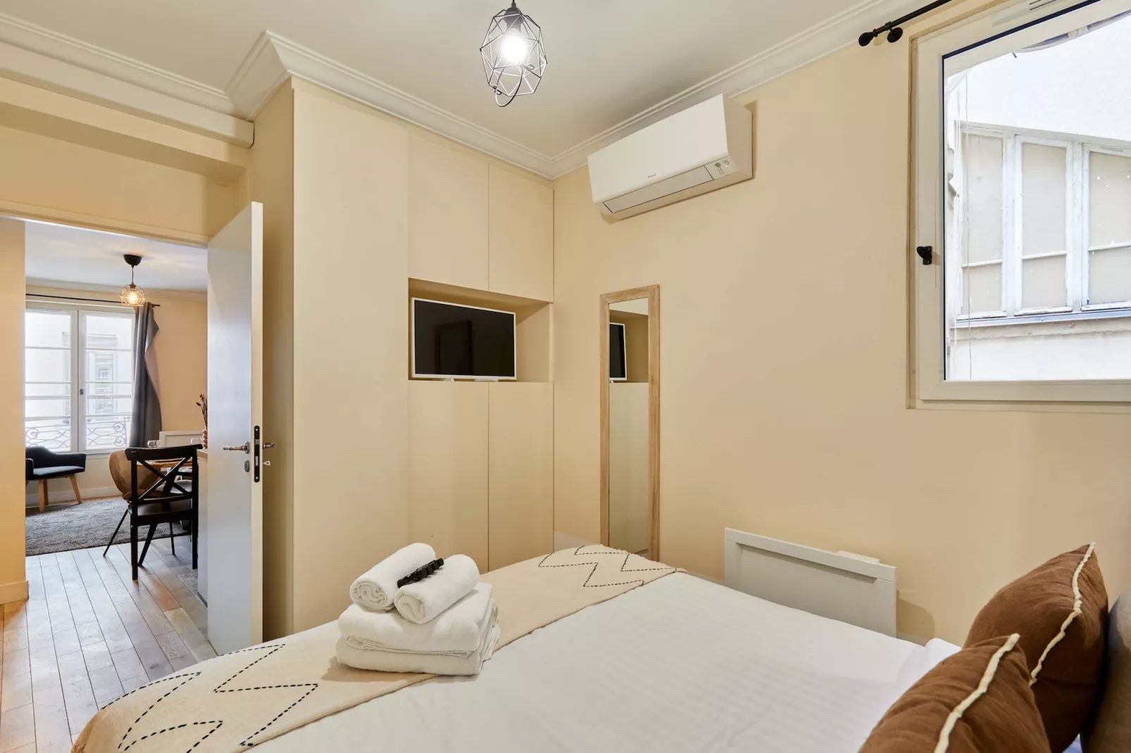 CHENIER 7 NEW 2 - Nicht zugeordnet