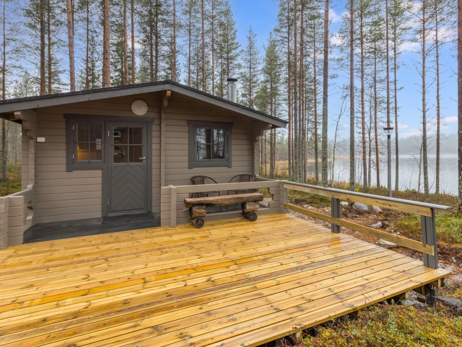 Lystikämän helmi - Drinnen